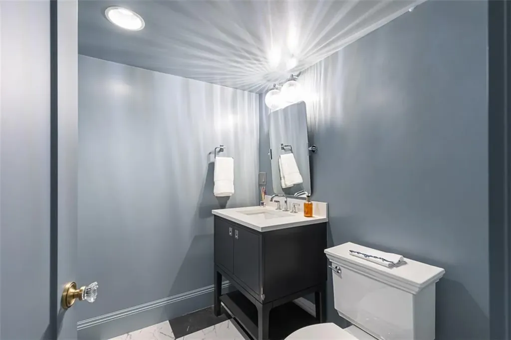 612 Elmgrove Avenue Providence RI 02906
