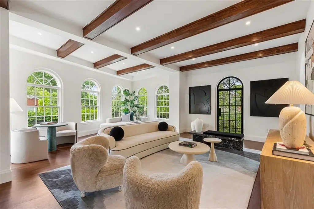 612 Elmgrove Avenue Providence RI 02906