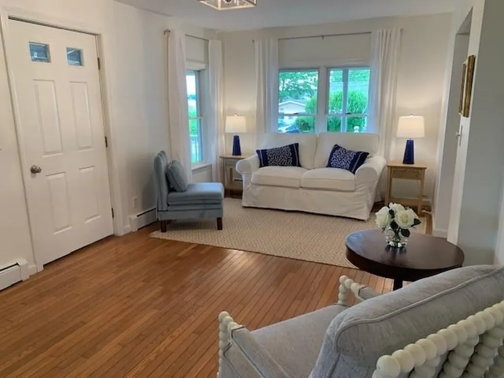 154 Andrew Comstock Road Warwick RI 02886