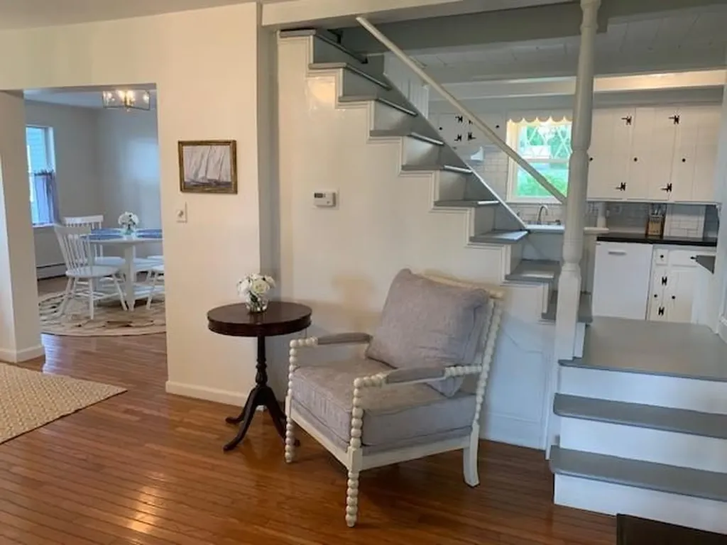 154 Andrew Comstock Road Warwick RI 02886