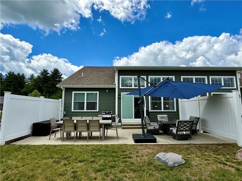 107 Bella Vista Circle Glocester RI 02859
