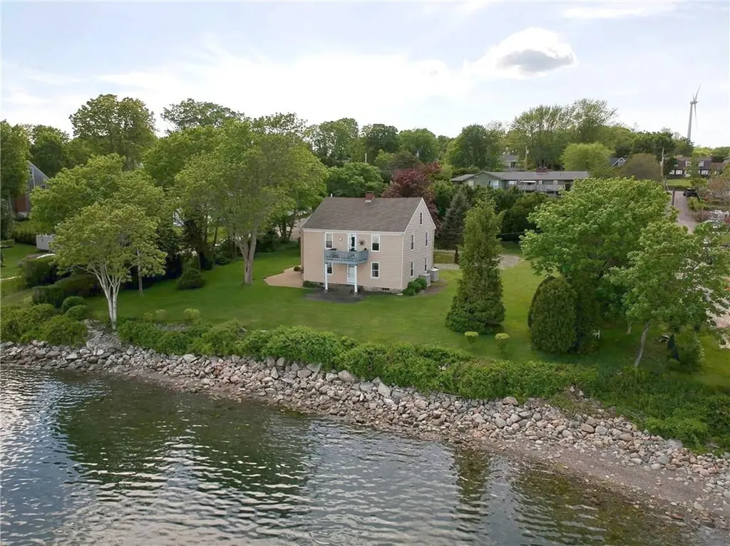 38 Morningside Lane Portsmouth RI 02871