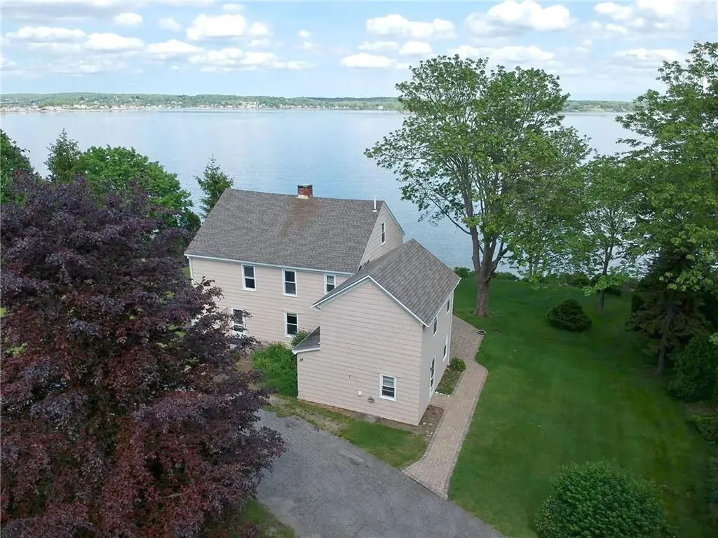 38 Morningside Lane Portsmouth RI 02871