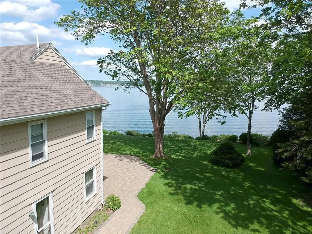 38 Morningside Lane Portsmouth RI 02871