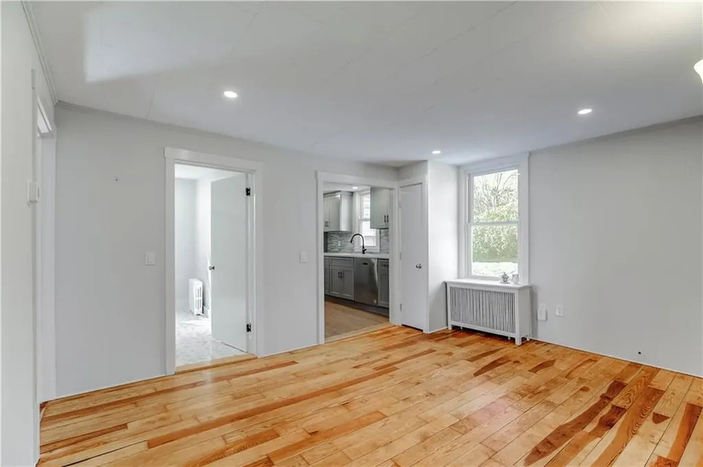 38 Morningside Lane Portsmouth RI 02871