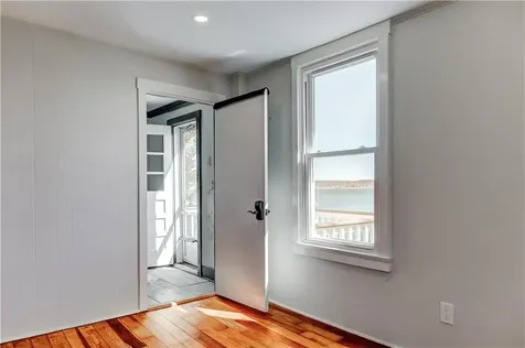 38 Morningside Lane Portsmouth RI 02871
