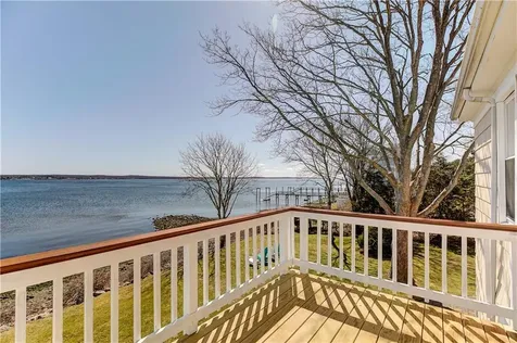 38 Morningside Lane Portsmouth RI 02871
