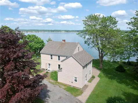 38 Morningside Lane Portsmouth RI 02871