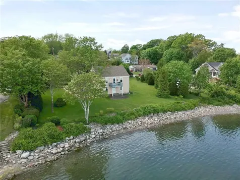 38 Morningside Lane Portsmouth RI 02871