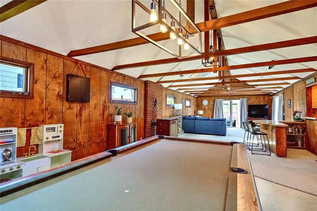62 Meadowcrest Drive Cumberland RI 02864