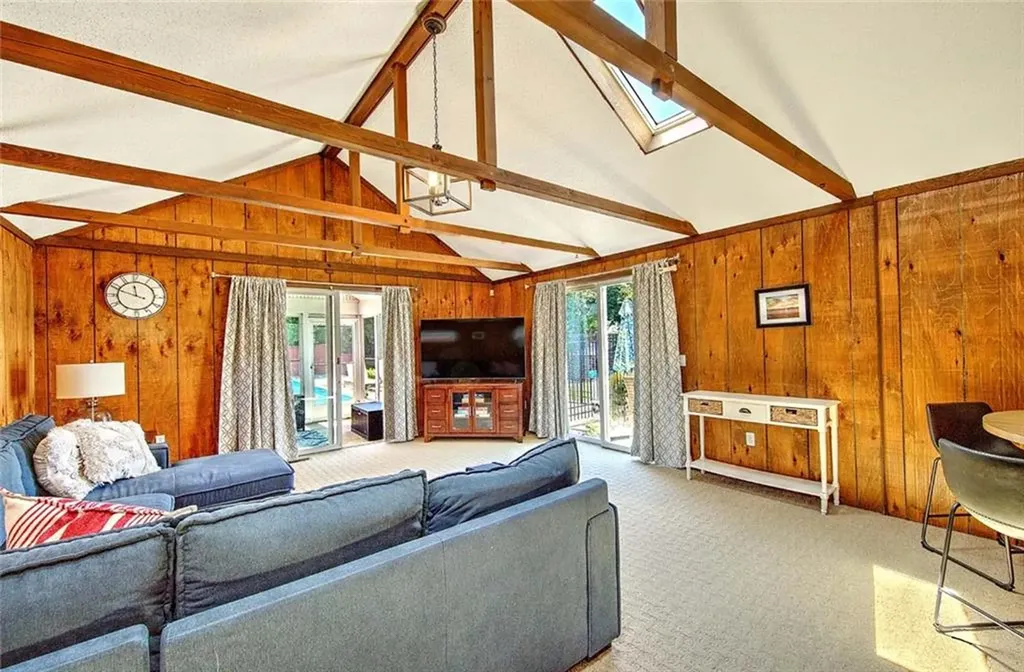 62 Meadowcrest Drive Cumberland RI 02864