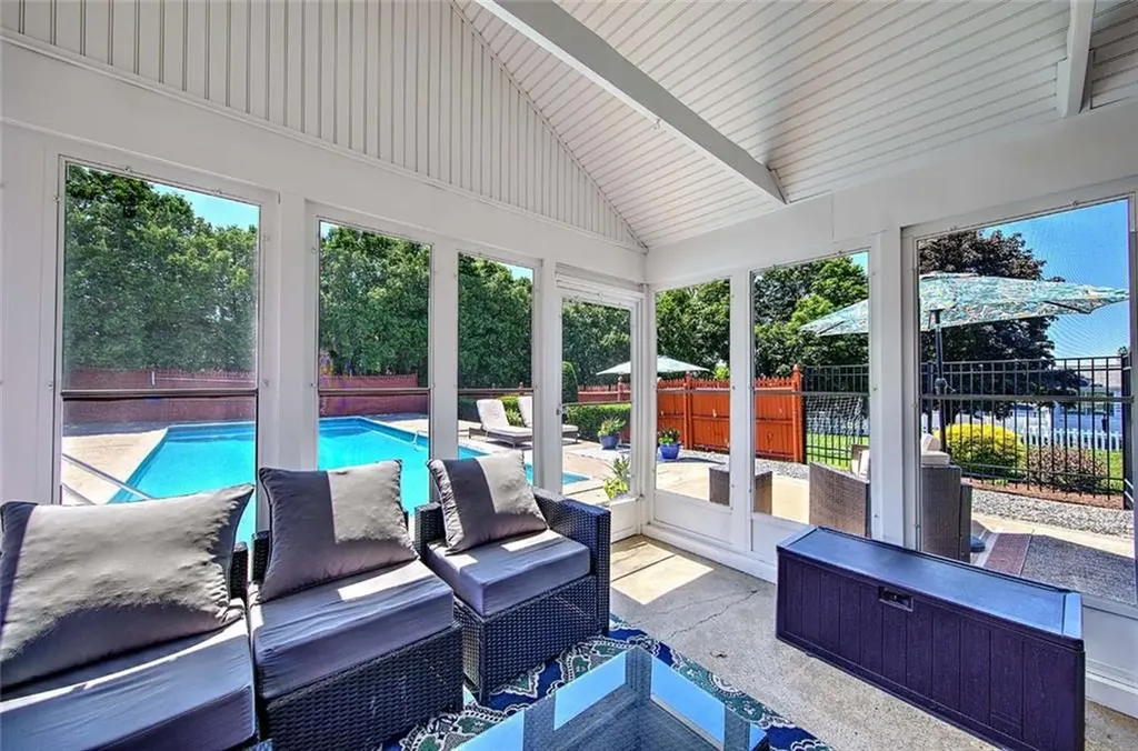 62 Meadowcrest Drive Cumberland RI 02864