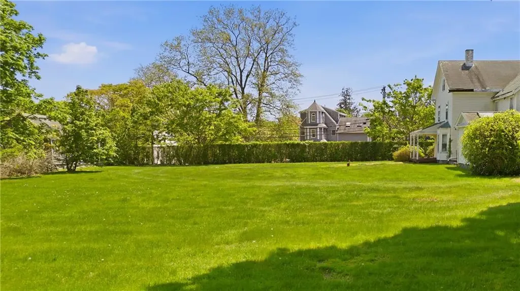 78 Lot 3 Narragansett Avenue Jamestown RI 02835