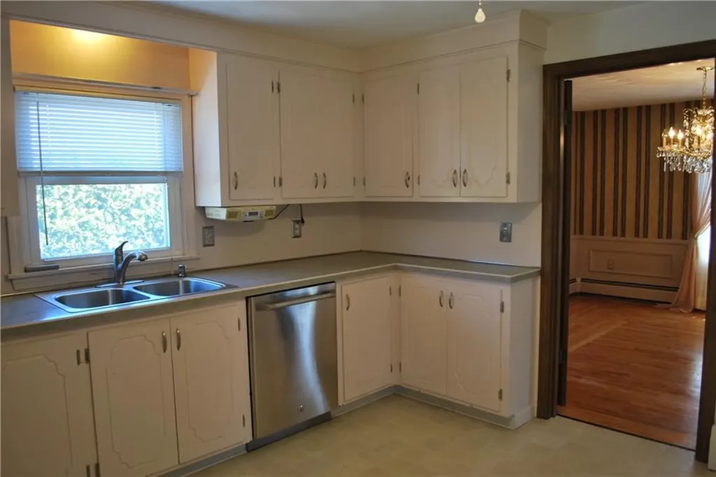 3 Carriage Way North Providence RI 02904