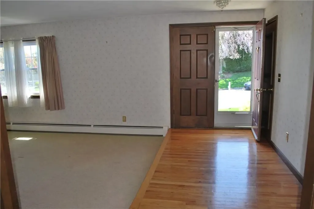 3 Carriage Way North Providence RI 02904
