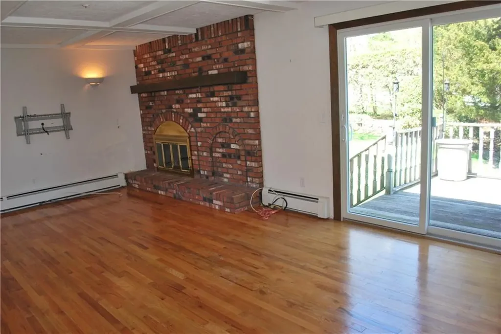 3 Carriage Way North Providence RI 02904