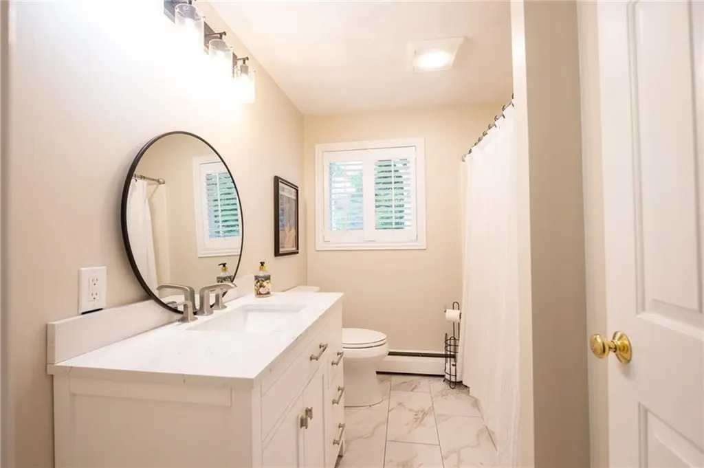 35 Sachem Road Narragansett RI 02882