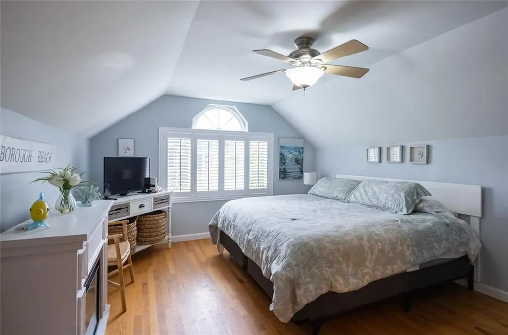 35 Sachem Road Narragansett RI 02882