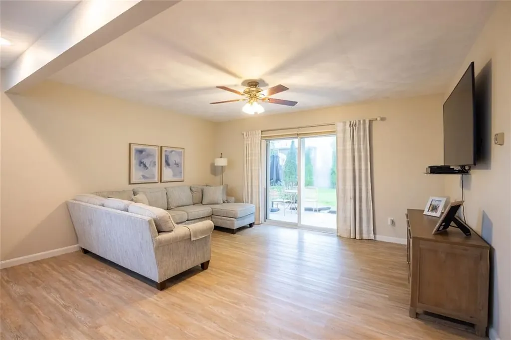 35 Sachem Road Narragansett RI 02882