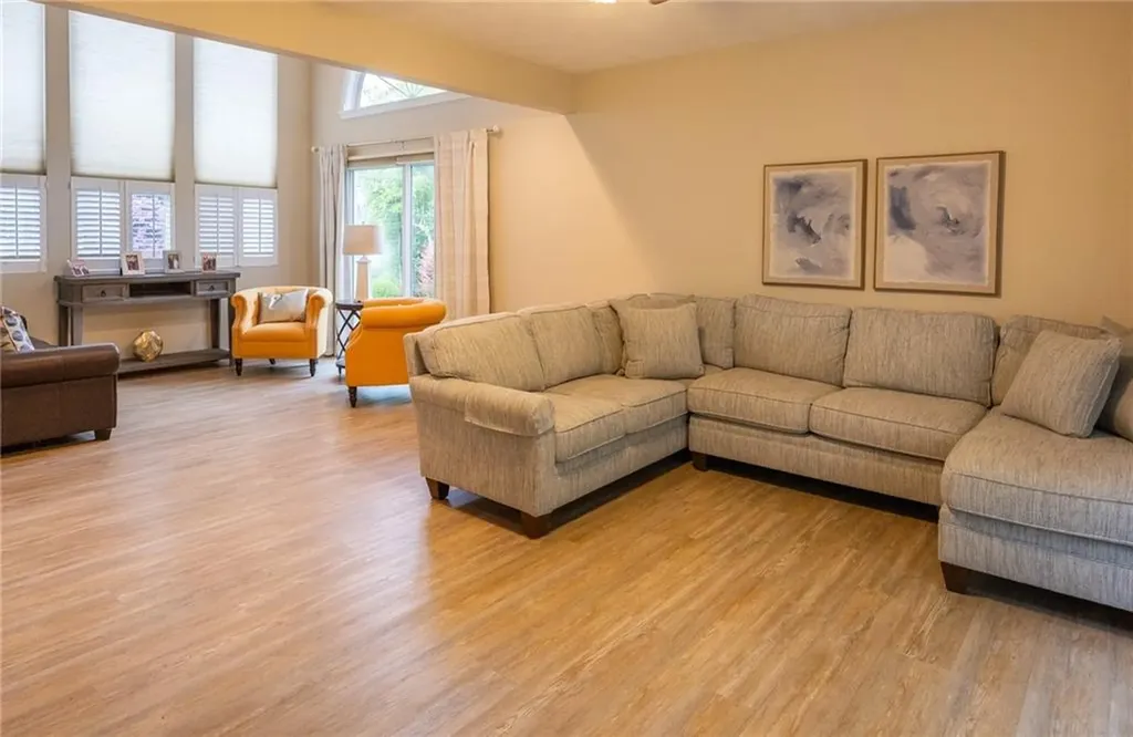 35 Sachem Road Narragansett RI 02882