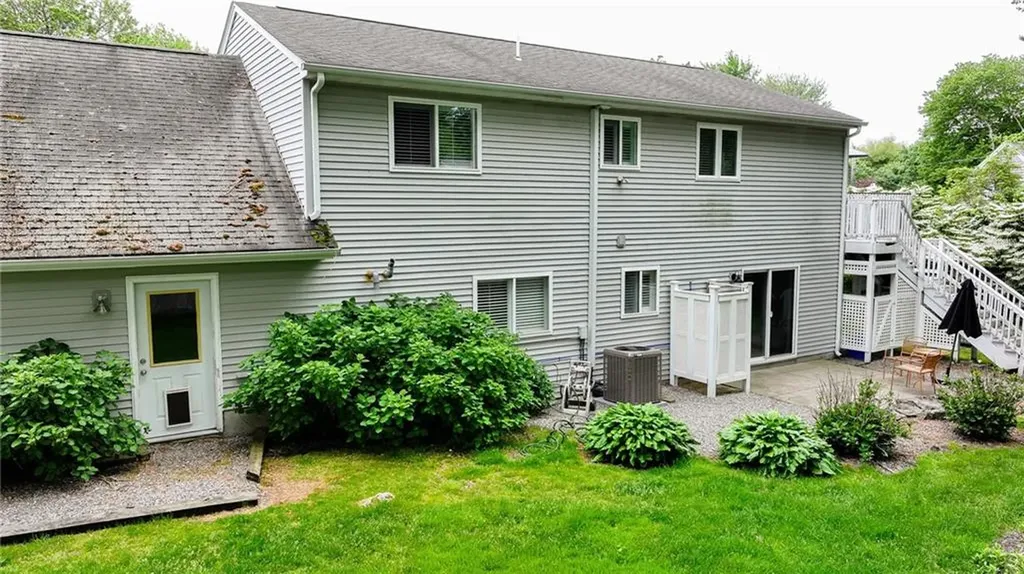 35 Sachem Road Narragansett RI 02882