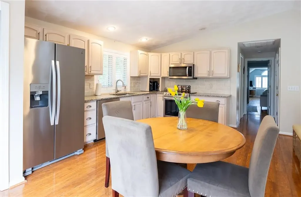35 Sachem Road Narragansett RI 02882