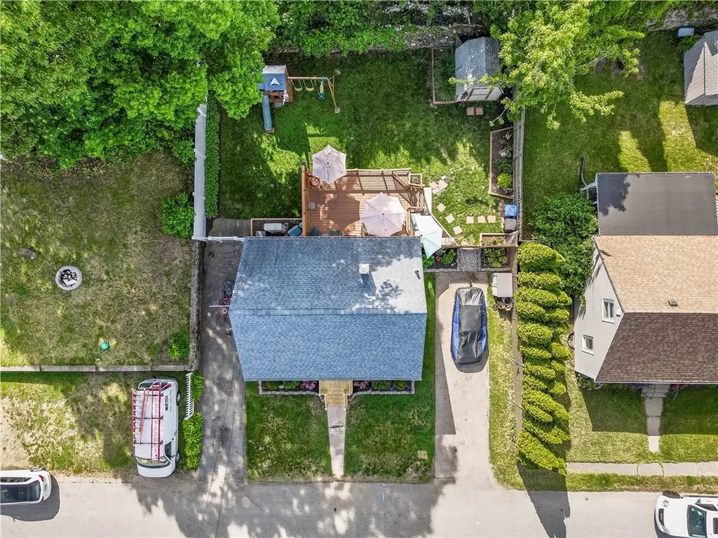 17 Caporal Street Cranston RI 02910