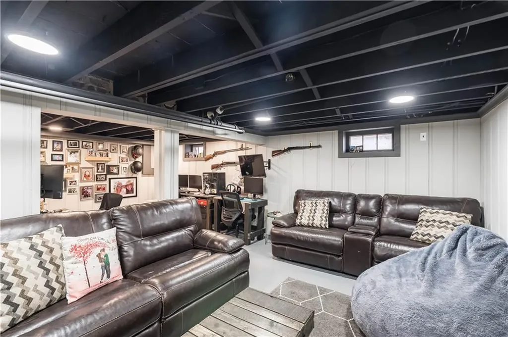 17 Caporal Street Cranston RI 02910