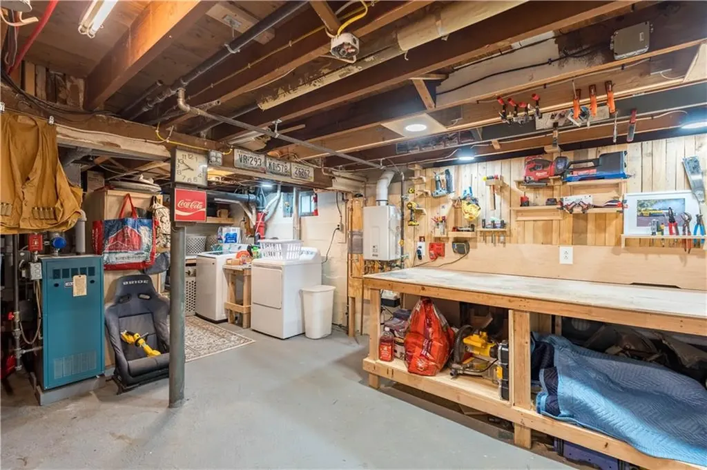 17 Caporal Street Cranston RI 02910