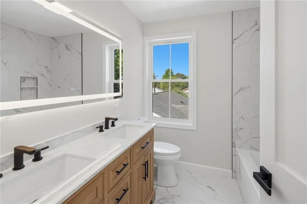 14 Raphael Avenue Providence RI 02904