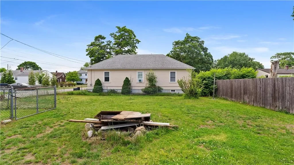 427 Elm Street Warwick RI 02888