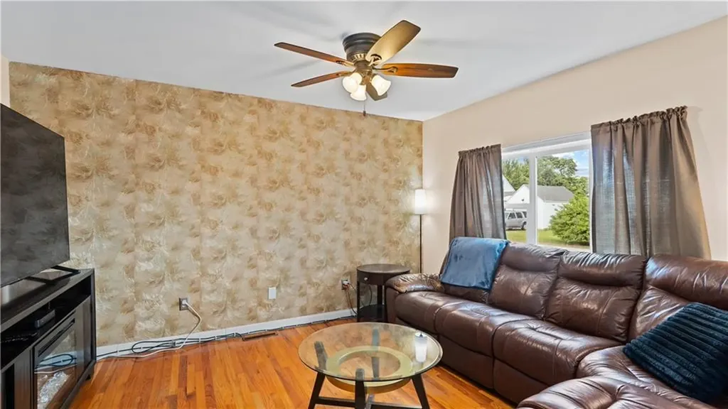 427 Elm Street Warwick RI 02888
