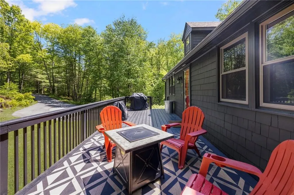 7 Spruce Ridge Drive Glocester RI 02814