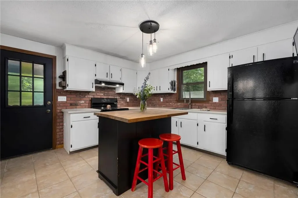 7 Spruce Ridge Drive Glocester RI 02814