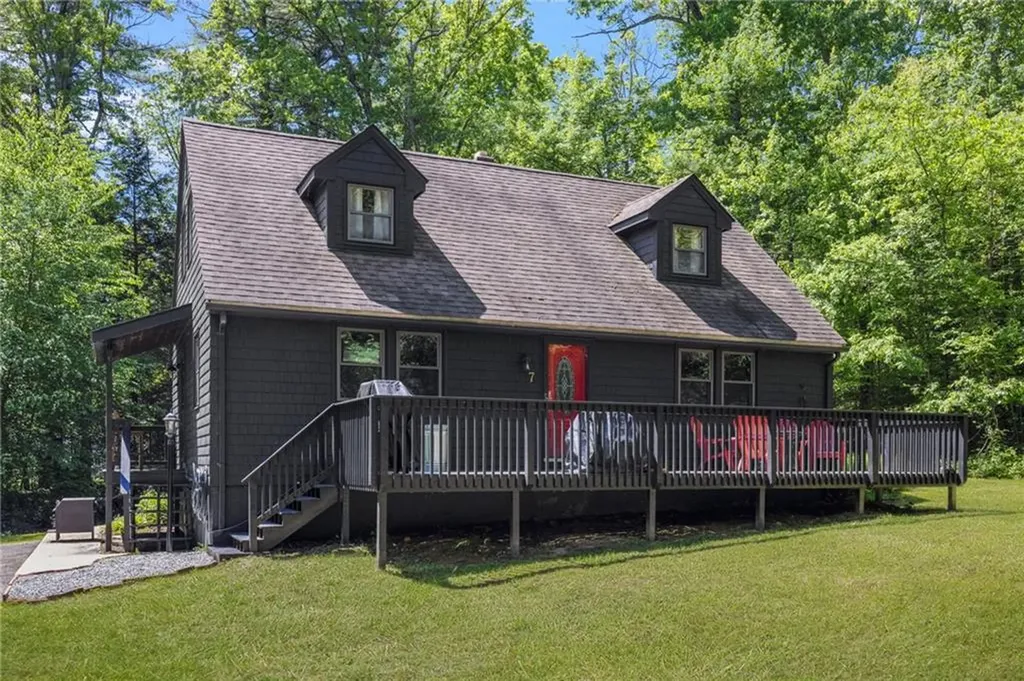 7 Spruce Ridge Drive Glocester RI 02814