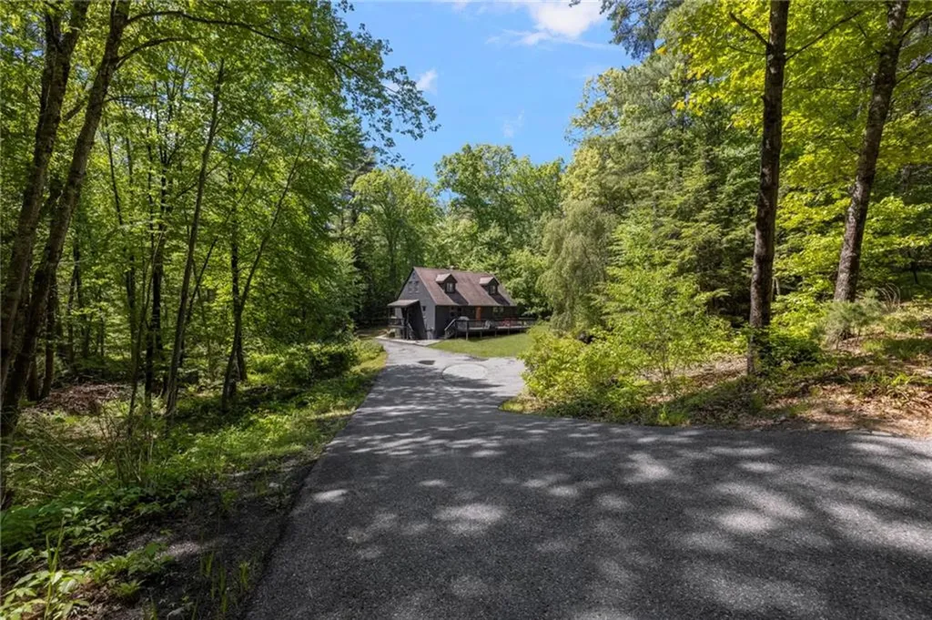 7 Spruce Ridge Drive Glocester RI 02814
