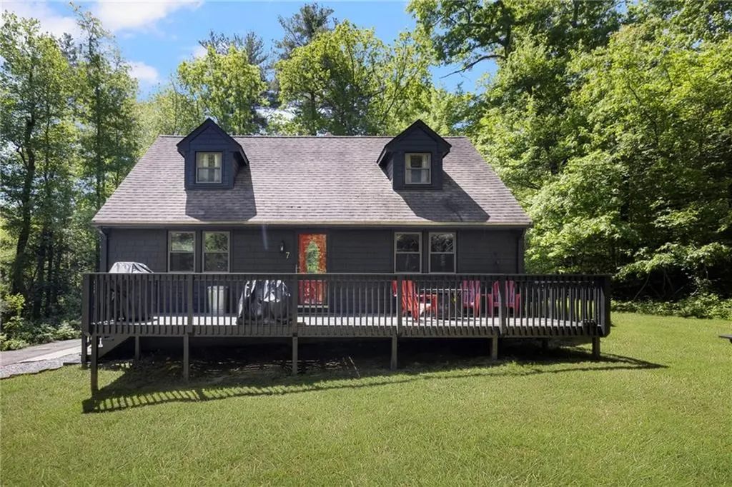 7 Spruce Ridge Drive Glocester RI 02814