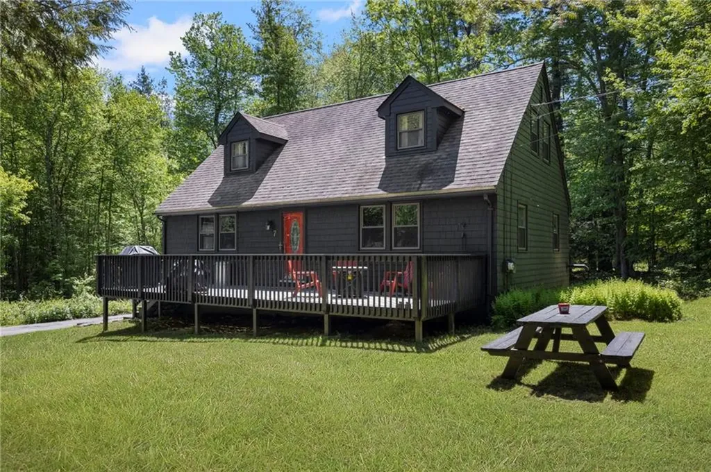 7 Spruce Ridge Drive Glocester RI 02814