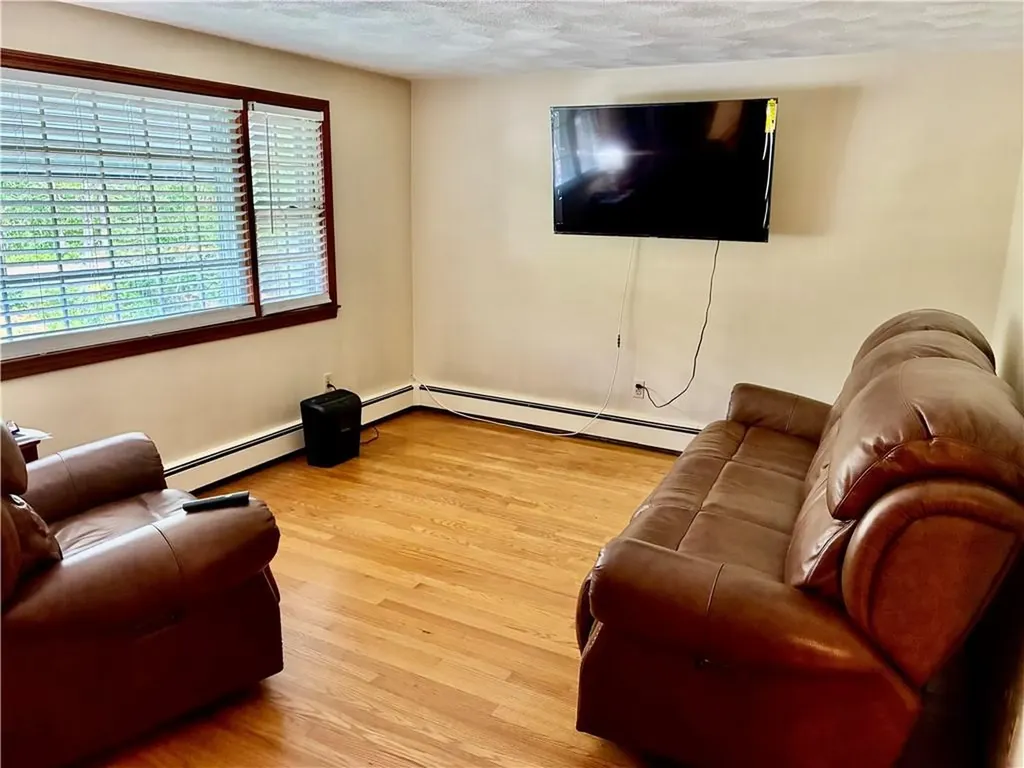 12 Tom Lee Drive North Smithfield RI 02896