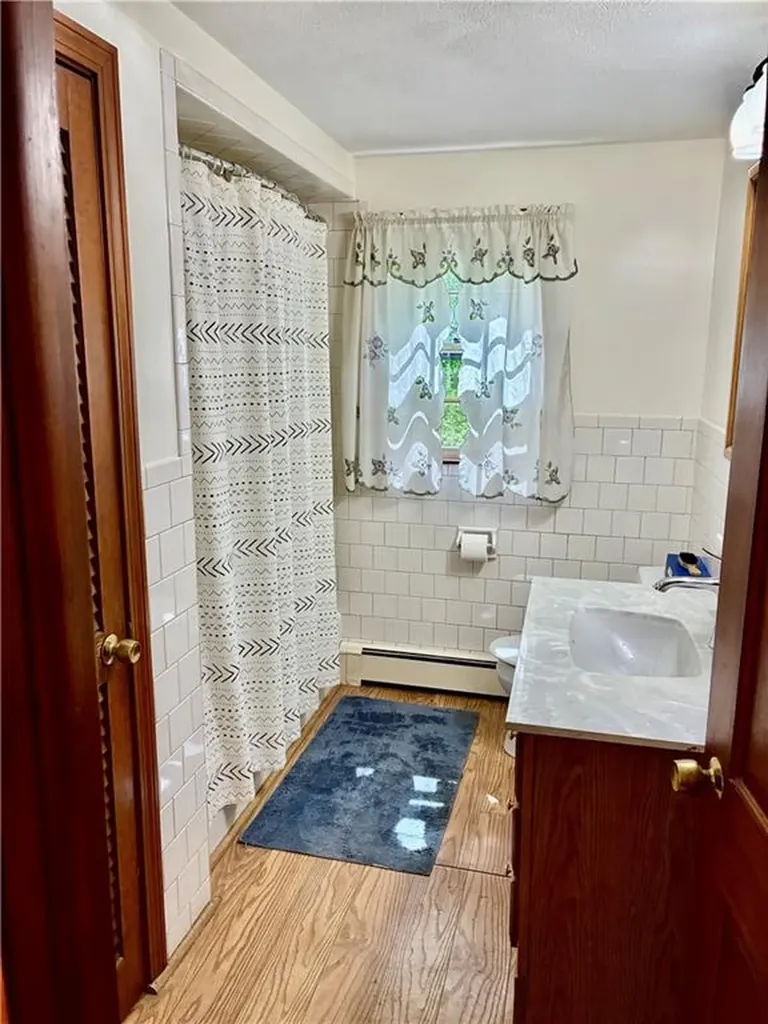 12 Tom Lee Drive North Smithfield RI 02896