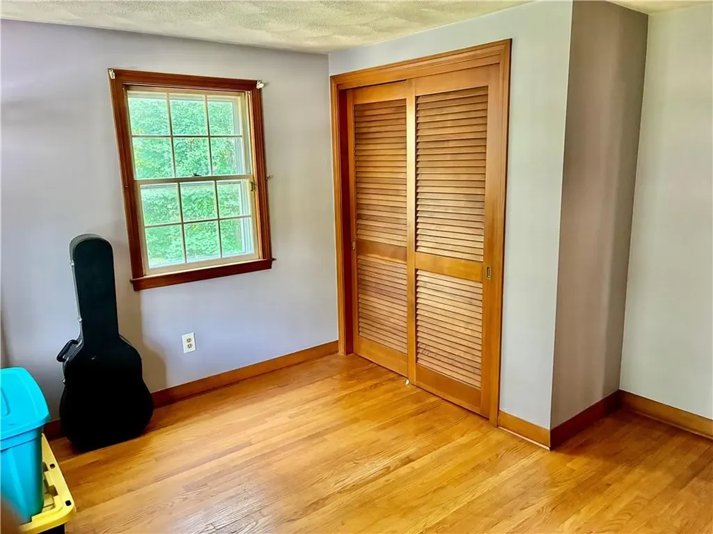 12 Tom Lee Drive North Smithfield RI 02896