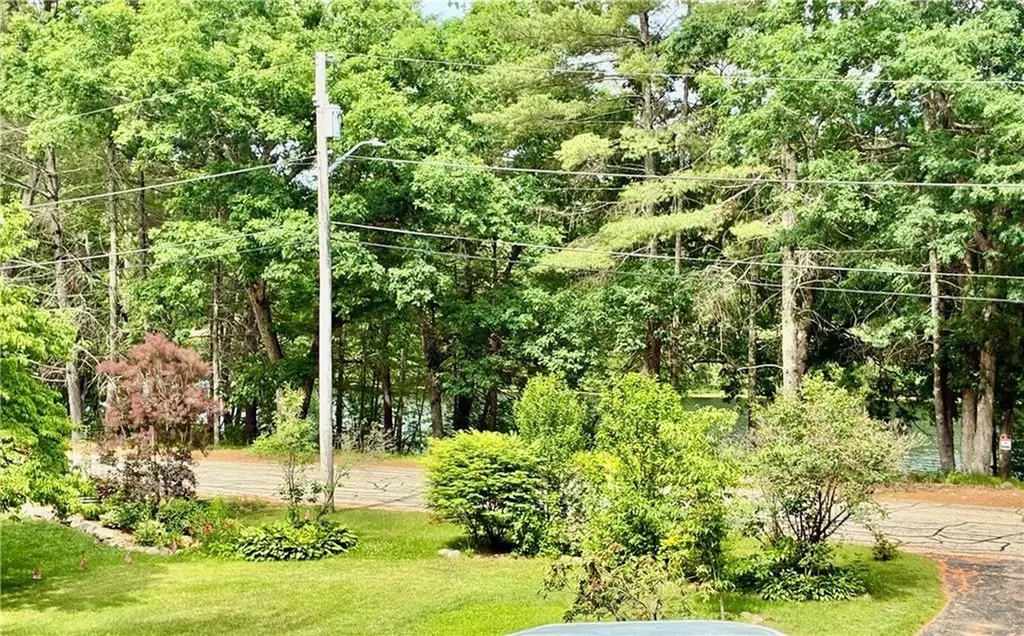 12 Tom Lee Drive North Smithfield RI 02896