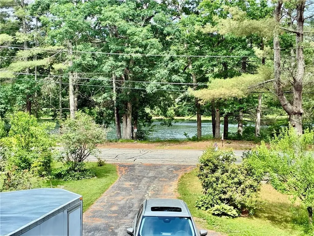12 Tom Lee Drive North Smithfield RI 02896