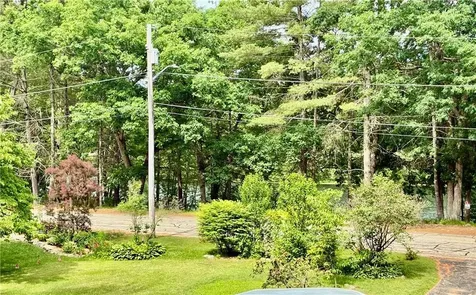 12 Tom Lee Drive North Smithfield RI 02896