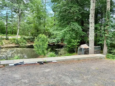 12 Tom Lee Drive North Smithfield RI 02896