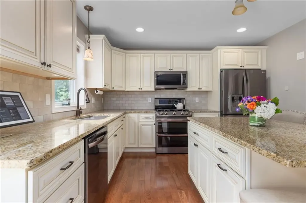 290 Station Street Coventry RI 02816