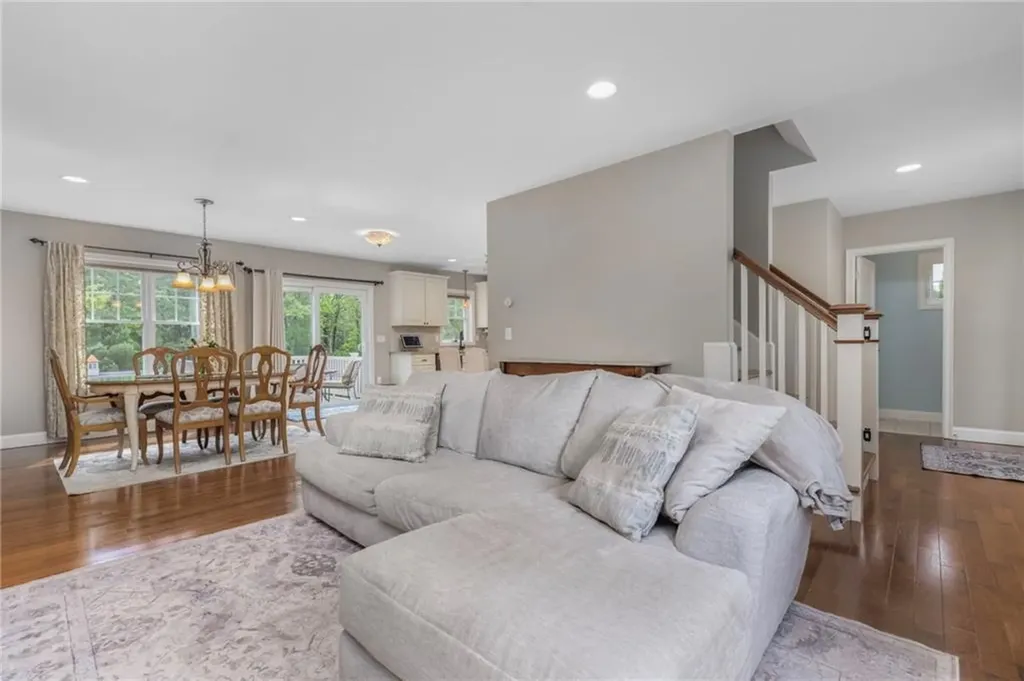 290 Station Street Coventry RI 02816