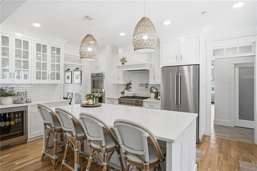 7 Waterview Lane Warren RI 02885