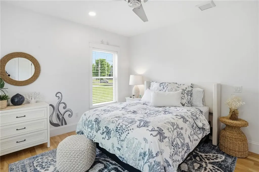 7 Waterview Lane Warren RI 02885