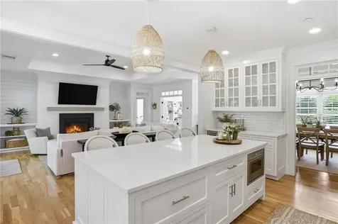 7 Waterview Lane Warren RI 02885